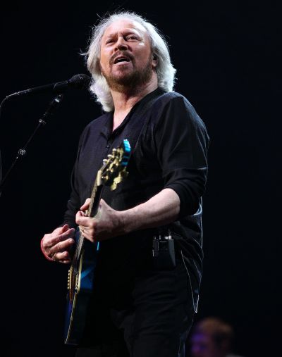 161174767da014 barry gibb p