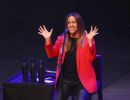 775015810da018 alanis moris